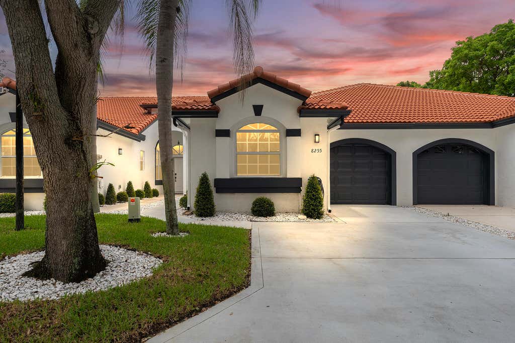 Photo of 8255 Via Bella, Boca Raton, FL 33496 (MLS # B26066426)