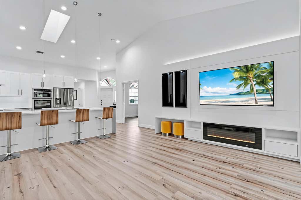 Photo of 8255 Via Bella, Boca Raton, FL 33496 (MLS # B26066426)