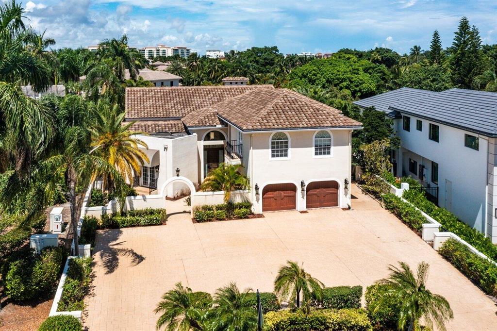 ROYAL PALM YACHT & COUNTRY CLUB - Residential