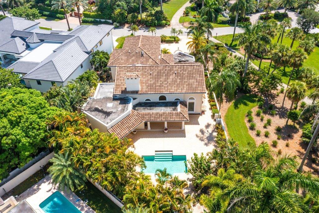 ROYAL PALM YACHT & COUNTRY CLUB - Residential