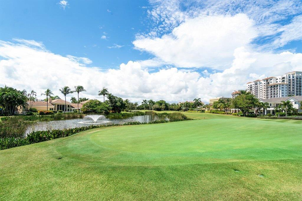 ROYAL PALM YACHT & COUNTRY CLUB - Residential