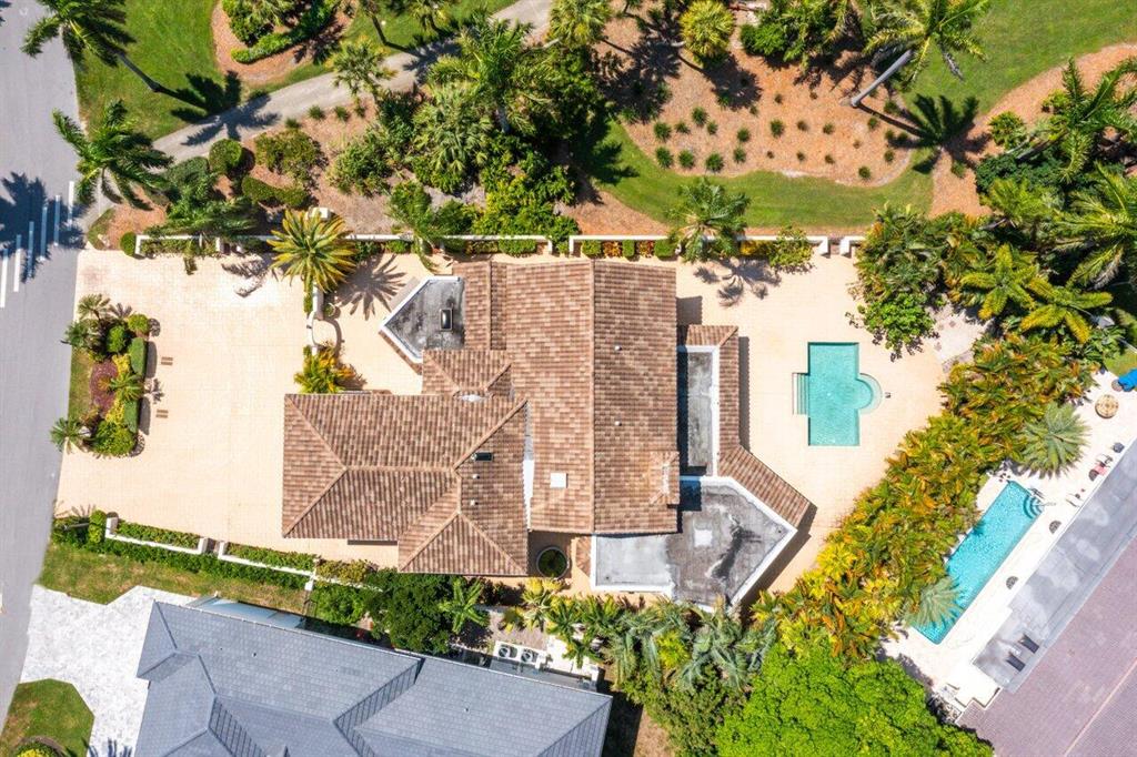 ROYAL PALM YACHT & COUNTRY CLUB - Residential