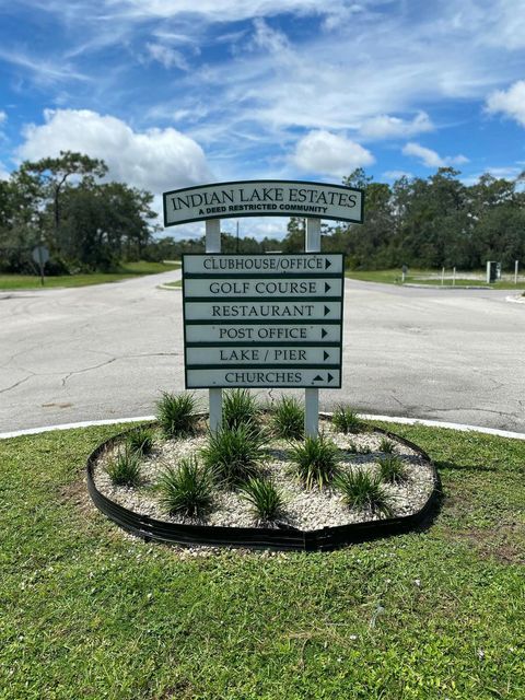 418 Gaillardia Drive Lake Wales FL 33855