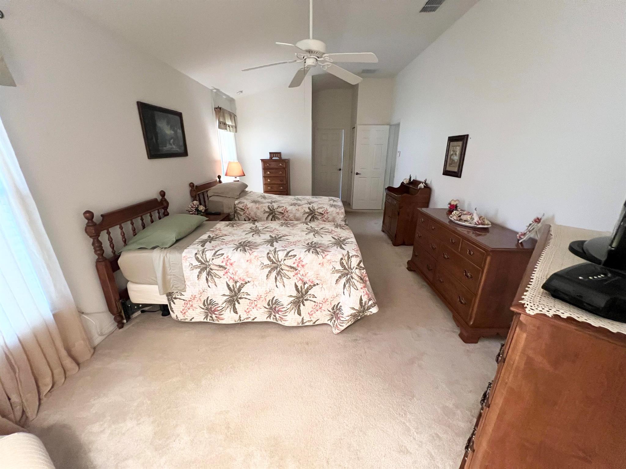 PORT ST LUCIE SECTION 8 - Residential