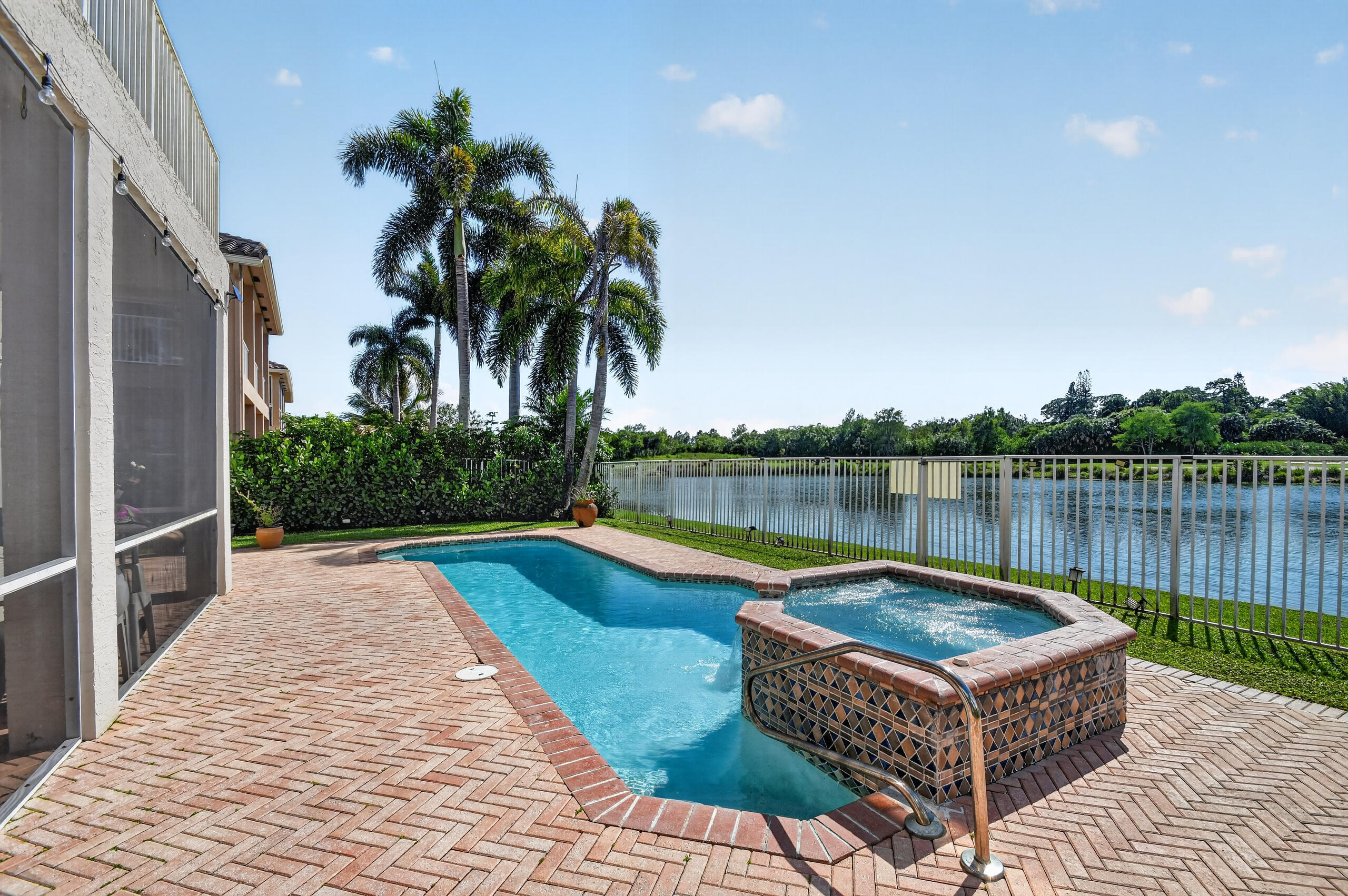 MADISON GREEN 1 PARS F AND J - Residential