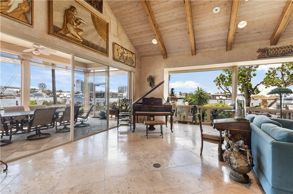 LUCILLE ISLAND - Residential