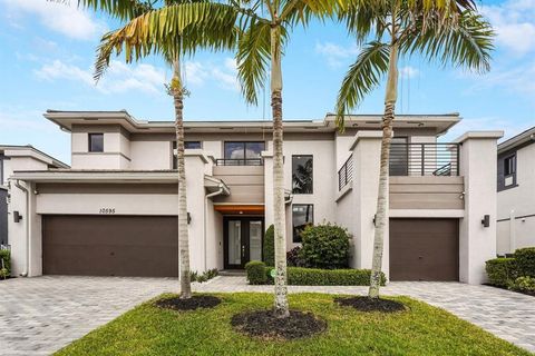 10595 S Lago Vista Circle Parkland FL 33076