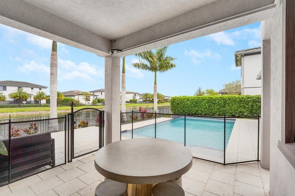 View photos, virtual tours, details... 10595 S Lago Vista Circle