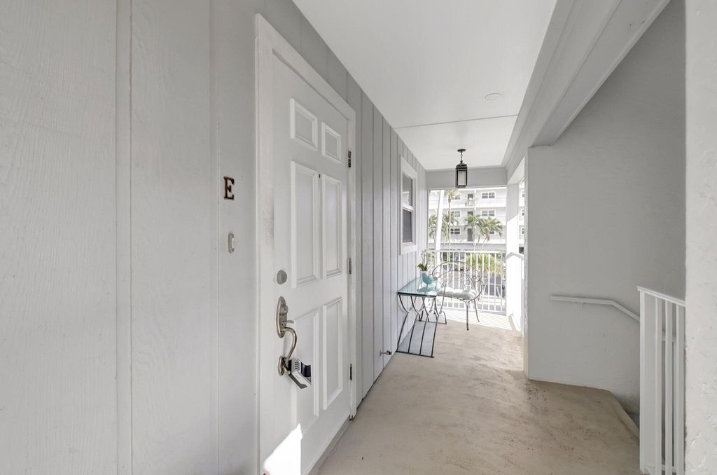 Photo of 1200 Thomas Street #E, Delray Beach, FL 33483 (MLS # R11044753)