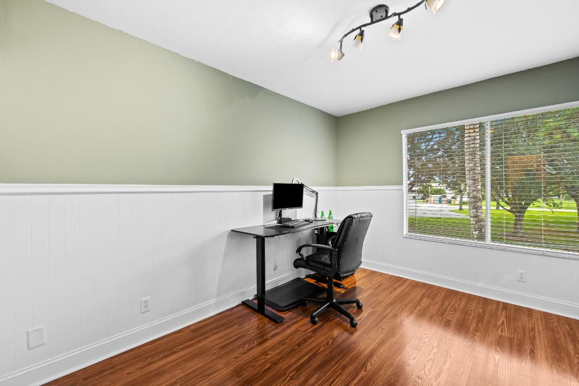 Boca Pines - Residential