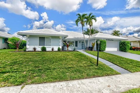 Single Family Residence in Boca Raton FL 891 Hickory Terrace Ter 58.jpg