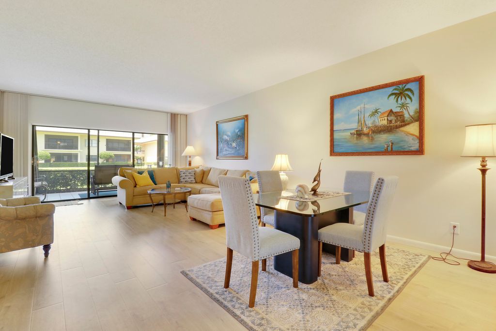 Photo of 275 S Beach Road, Tequesta, FL 33469 (MLS # B26020871)