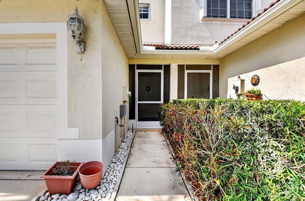 Photo of 9695 Porta Leona Lane, Boynton Beach, FL 33472 (MLS # B26027482)
