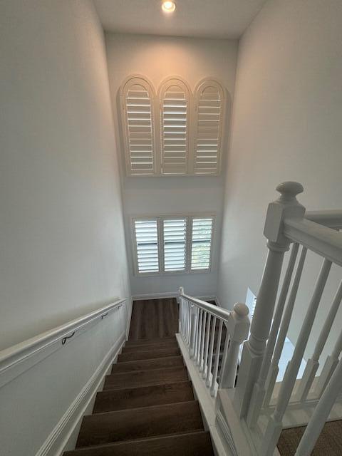 CASA DEL MAR - Residential Lease