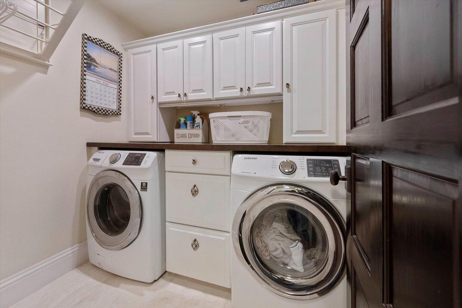 NARROWS AT JONATHANS LAND - Residential