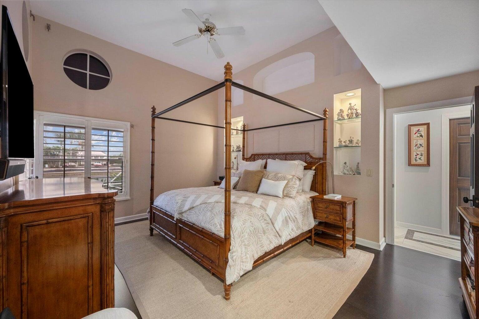 NARROWS AT JONATHANS LAND - Residential