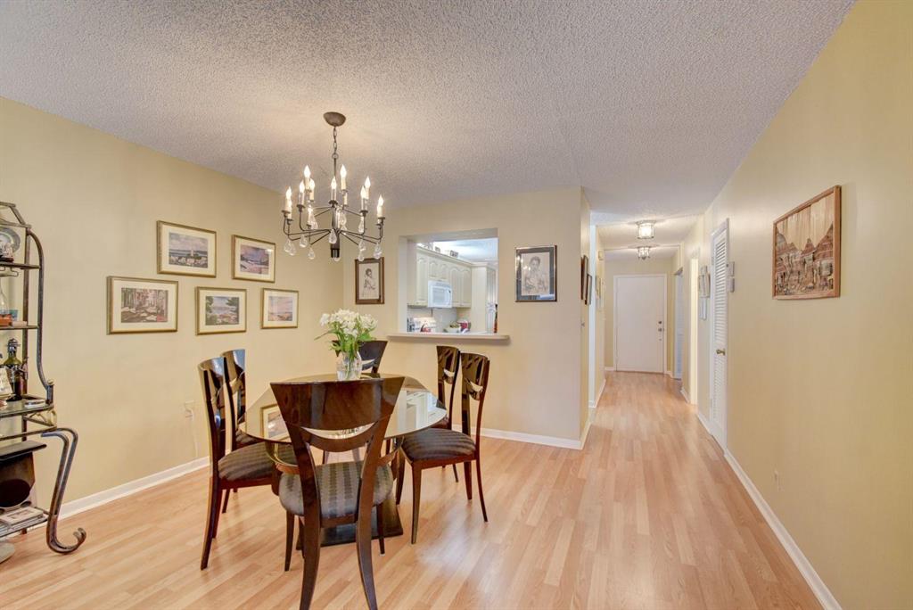 PALM GREENS AT VILLA DEL RAY COND PHASE
1,2,2-A,2 - Residential