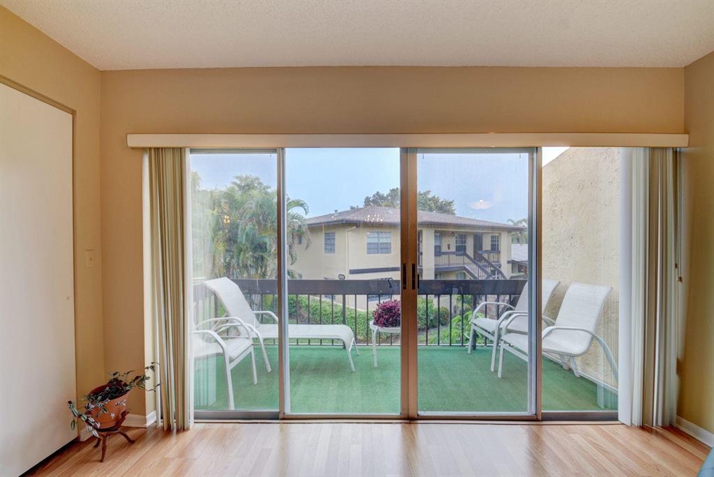 PALM GREENS AT VILLA DEL RAY COND PHASE
1,2,2-A,2 - Residential