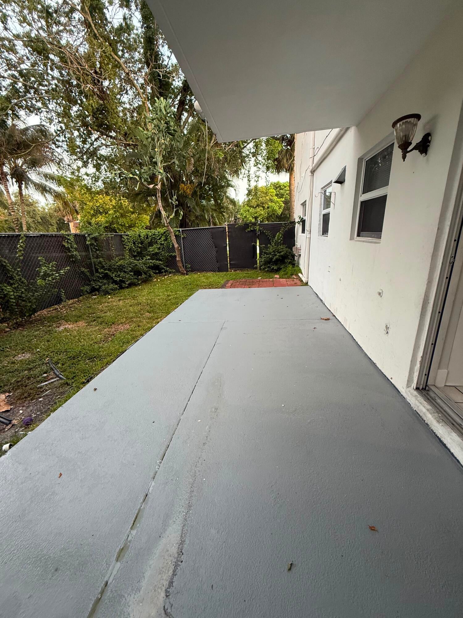 313 SW 1ST Court L-3