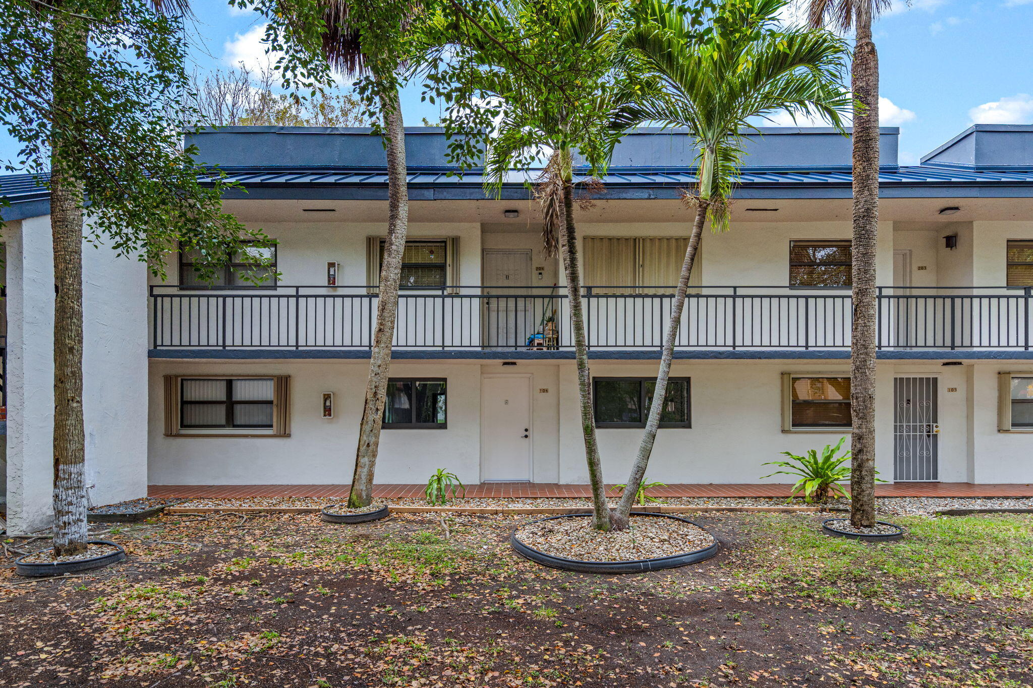 WEST LAKE VILLAGE II CONDO PH V - Residential Lease