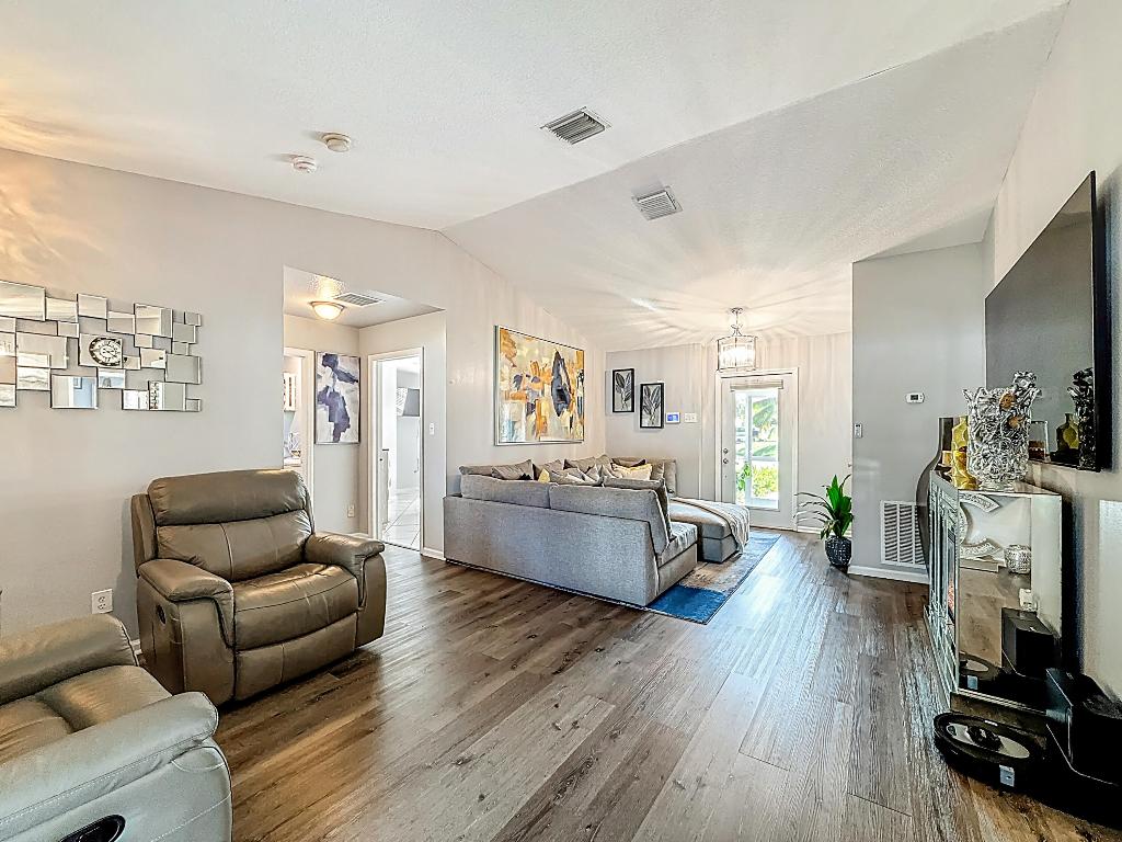 34953 Cameo BLVD - Residential