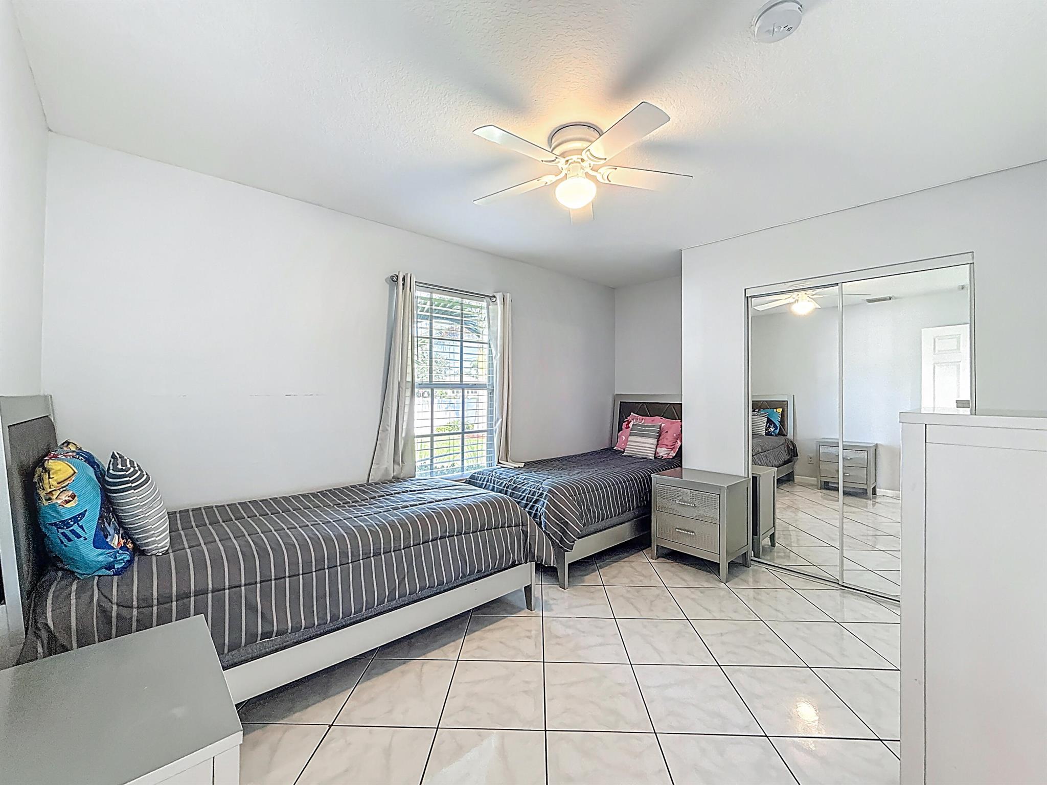 34953 Cameo BLVD - Residential