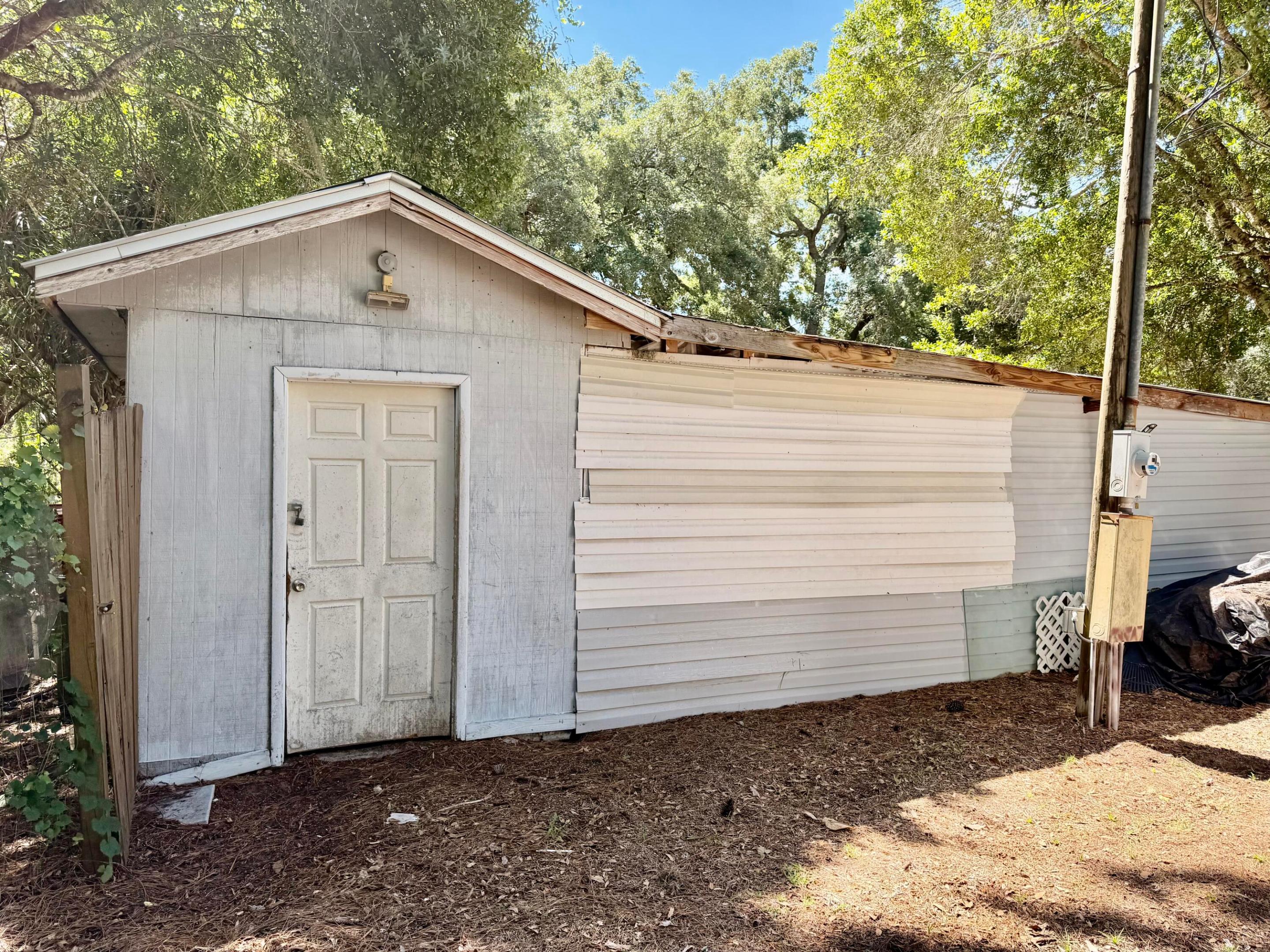 PINE OAKS VILLAGE NO 1 - Residential