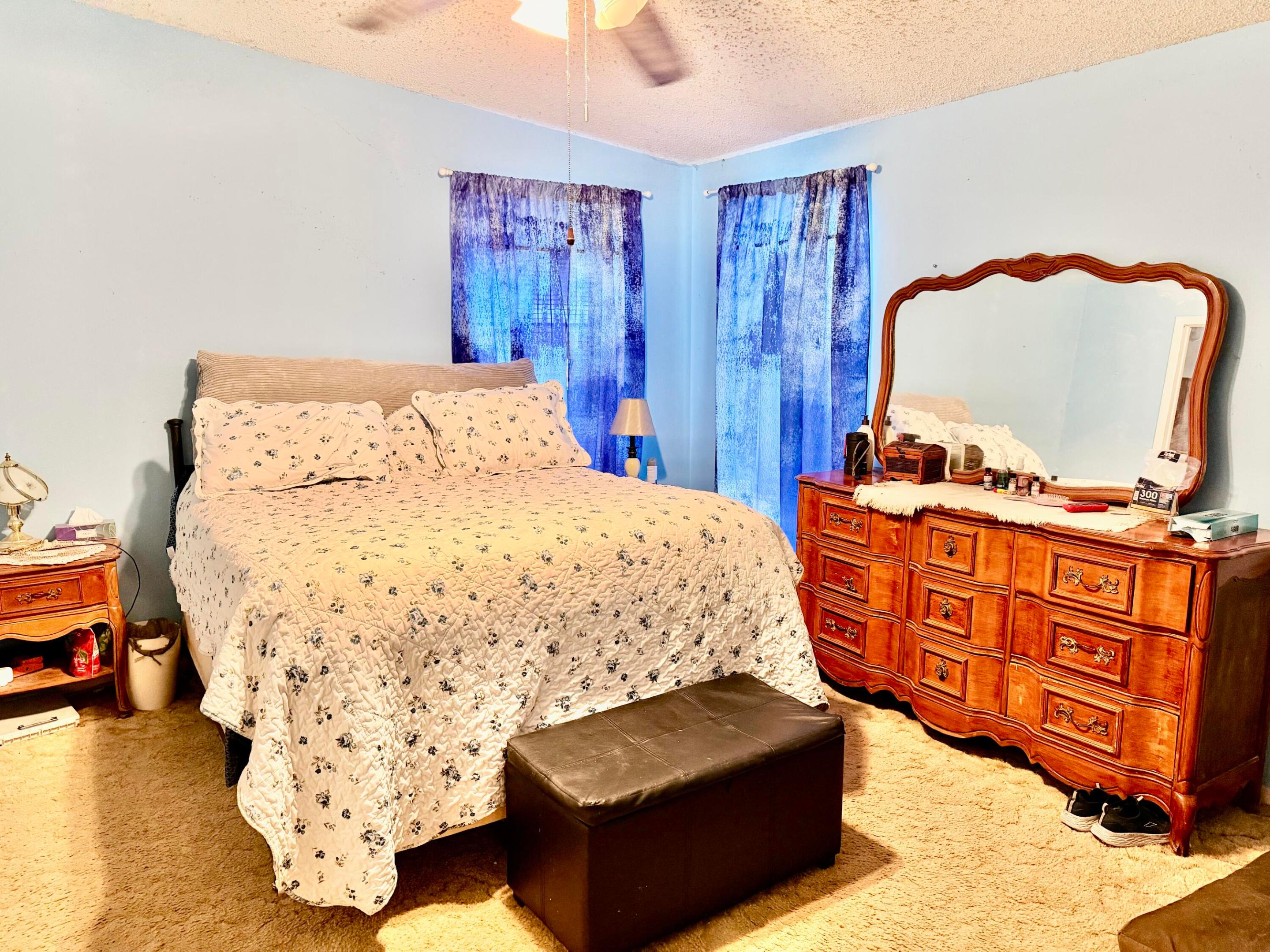 PINE OAKS VILLAGE NO 1 - Residential