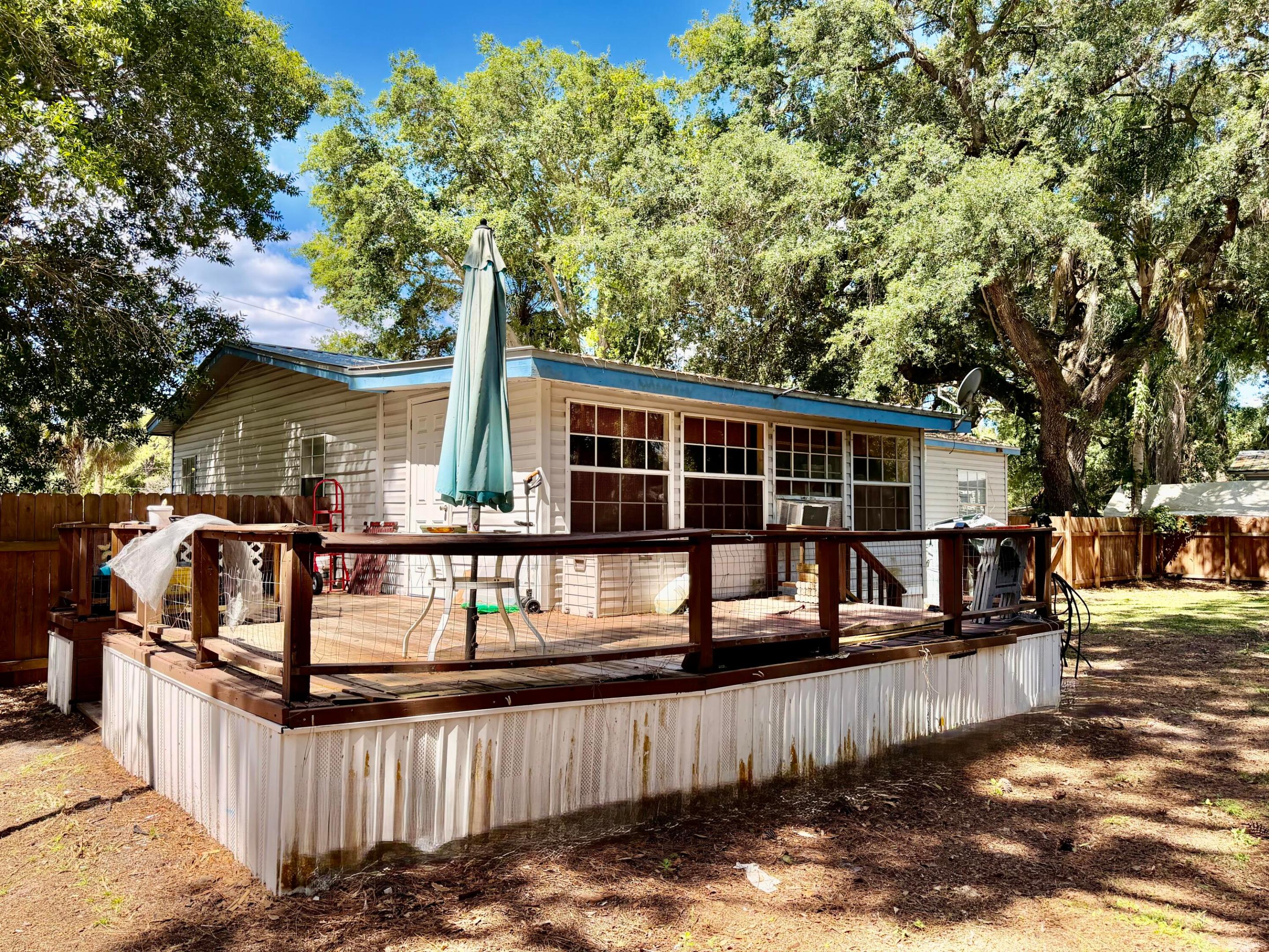 PINE OAKS VILLAGE NO 1 - Residential