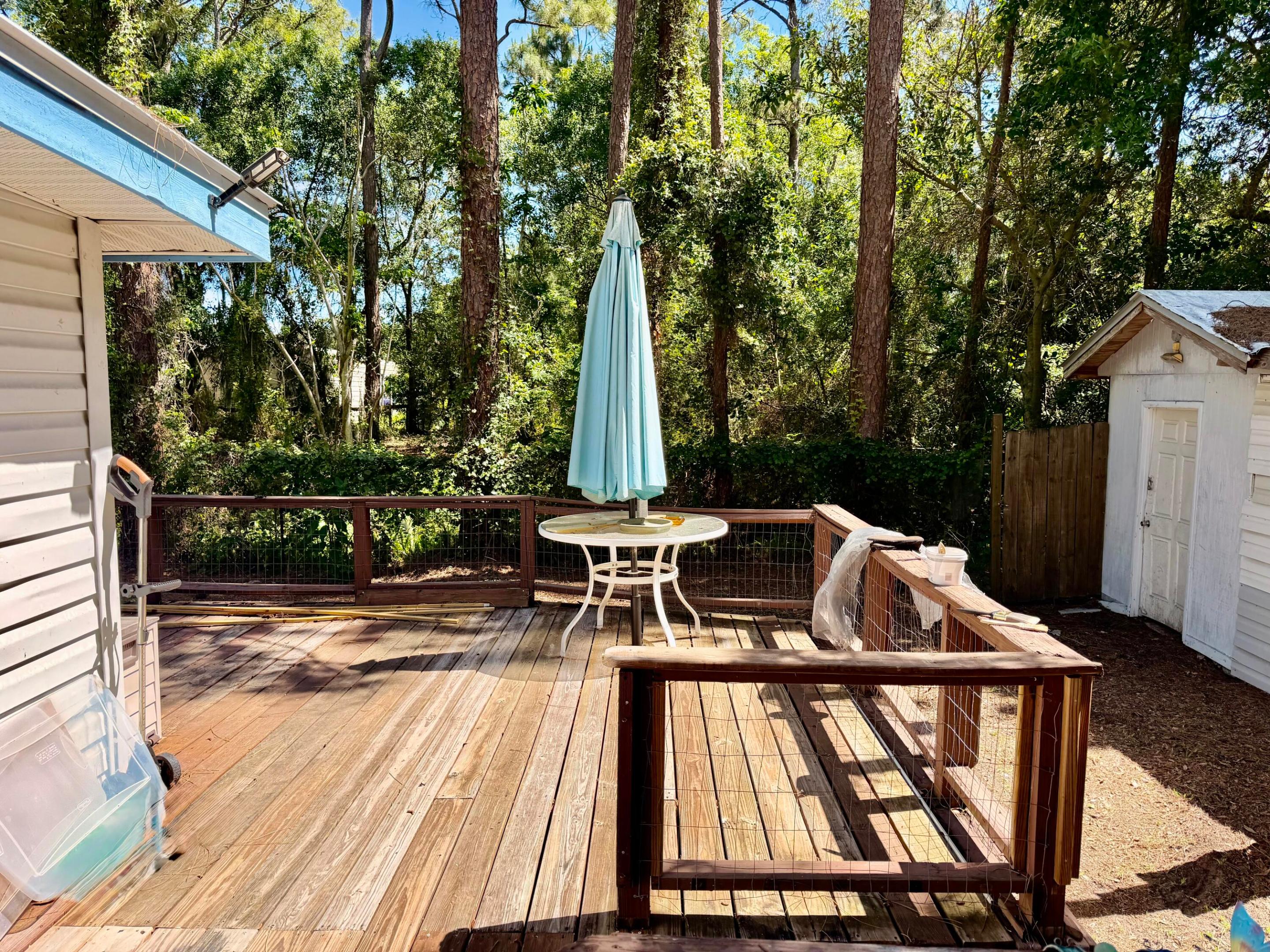 PINE OAKS VILLAGE NO 1 - Residential