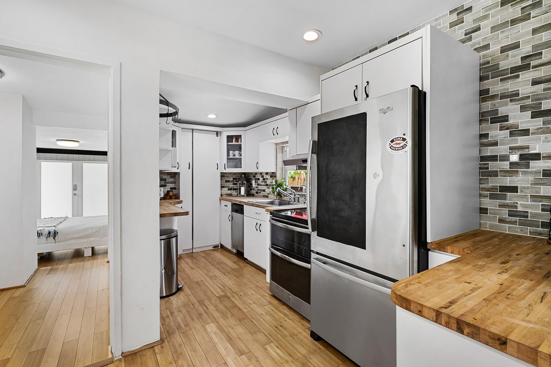 LAUDERDALE - Residential