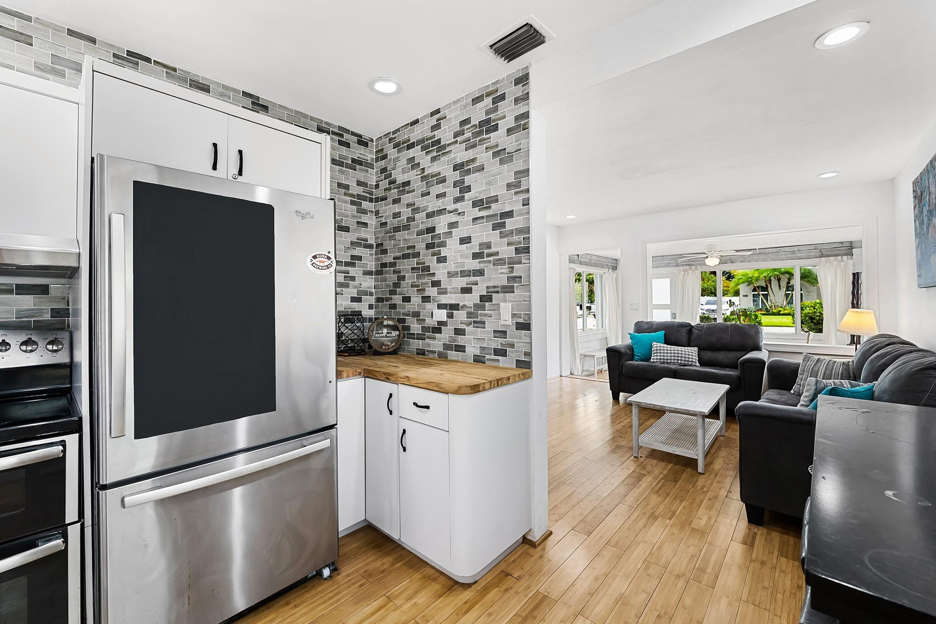 LAUDERDALE - Residential