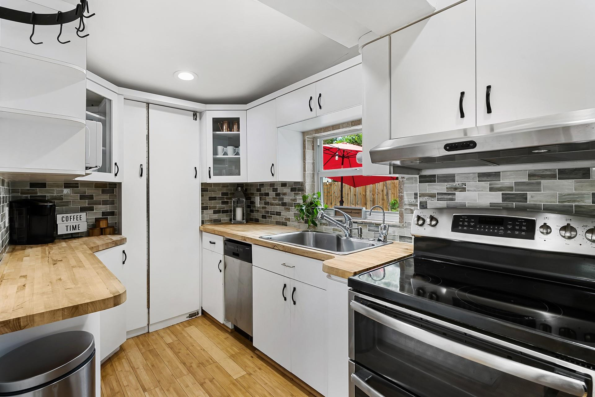 LAUDERDALE - Residential