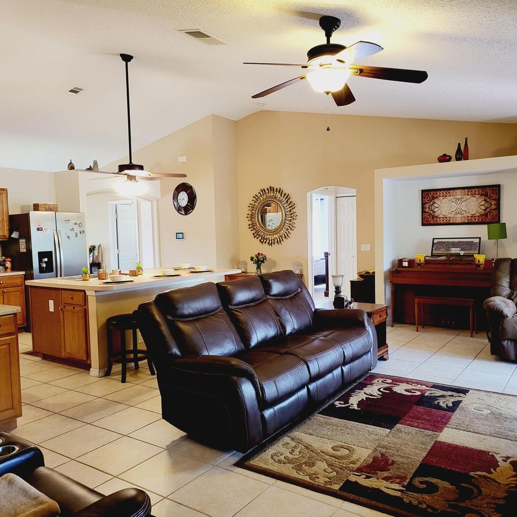 Photo of 538 SW Lairo Avenue, Port Saint Lucie, FL 34953 (MLS # R10985696)