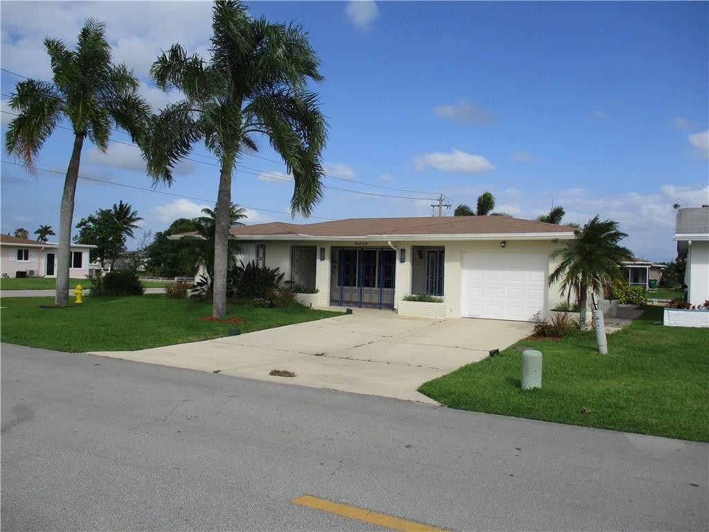 Mainlands Of Tamarac Lake - Residential