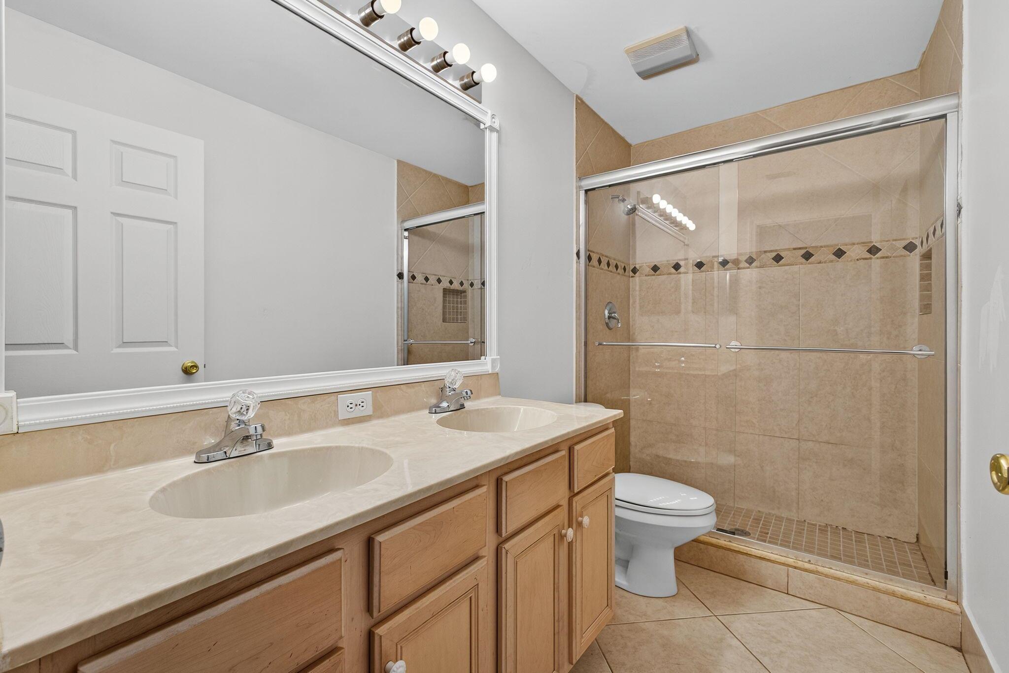 ORANGE POINT TR B - Residential Lease