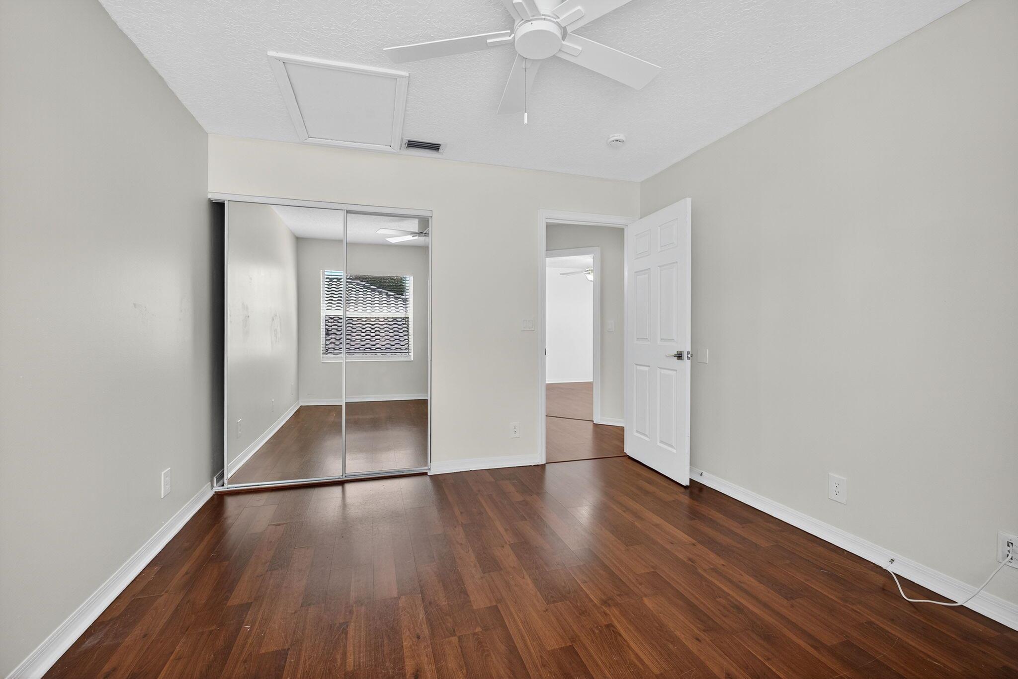 ORANGE POINT TR B - Residential Lease