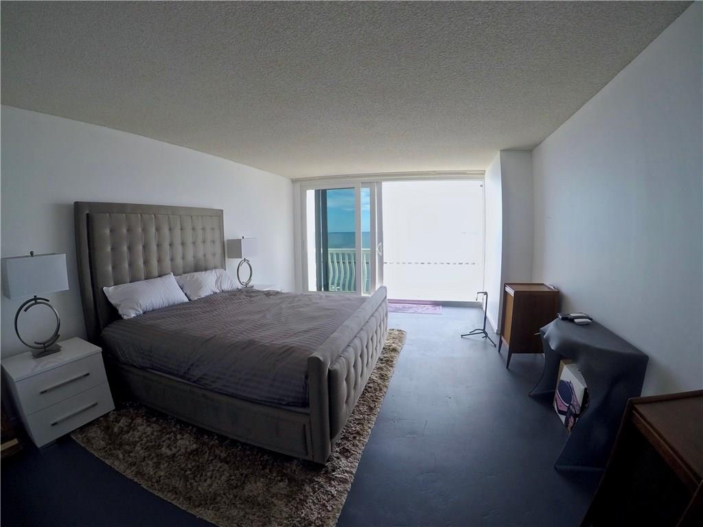 POINT OF AMERICAS - Residential