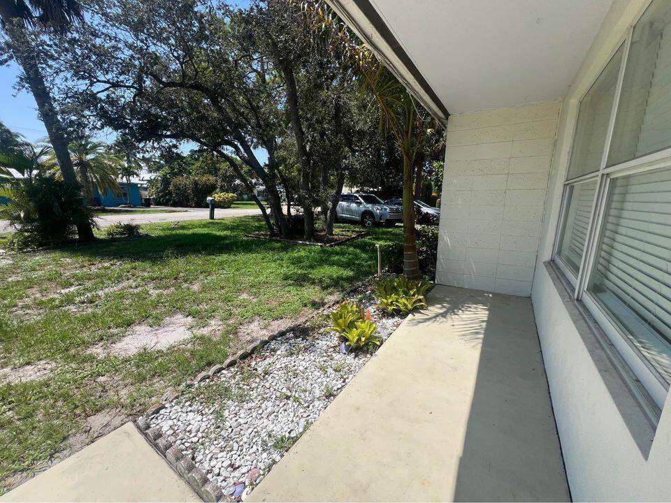 BROADWAY - Residential Lease