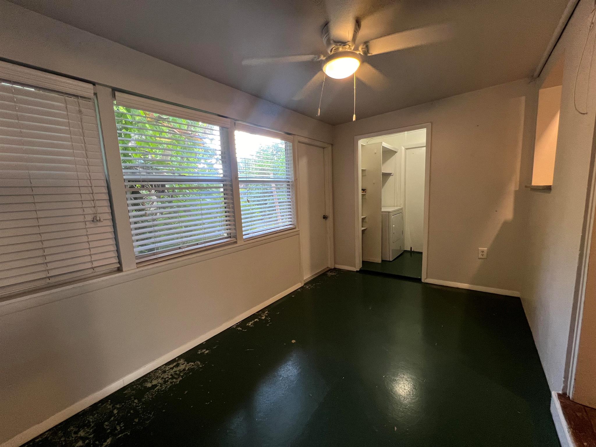 BROADWAY - Residential Lease