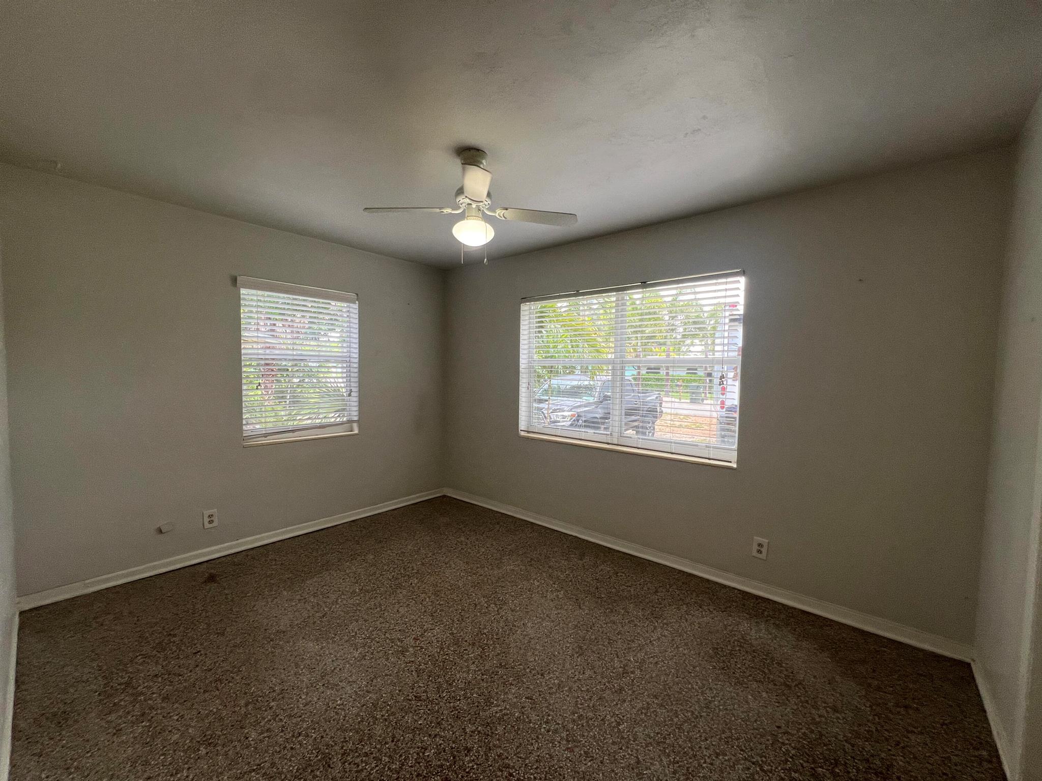 BROADWAY - Residential Lease