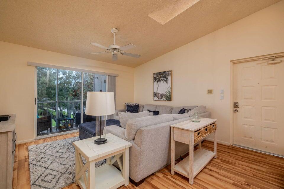THE ANCHORAGE - Residential Lease