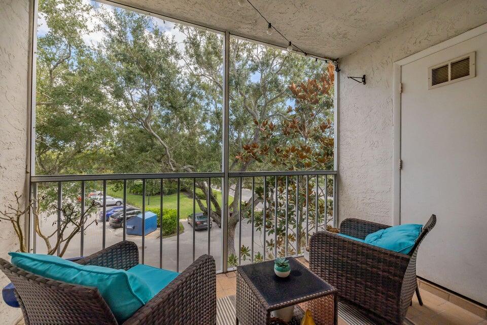 THE ANCHORAGE - Residential Lease