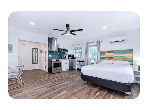 Tiny photo for 700 NE 17th Way, Fort Lauderdale, FL 33304 (MLS # B26028452)