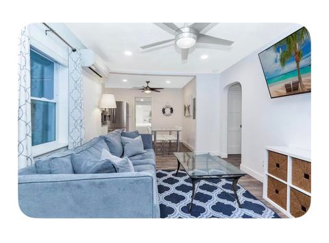 Tiny photo for 700 NE 17th Way, Fort Lauderdale, FL 33304 (MLS # B26028452)