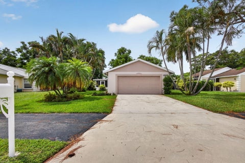 Property photo of 1252 Pine Sage Circle, West Palm Beach, FL 33409