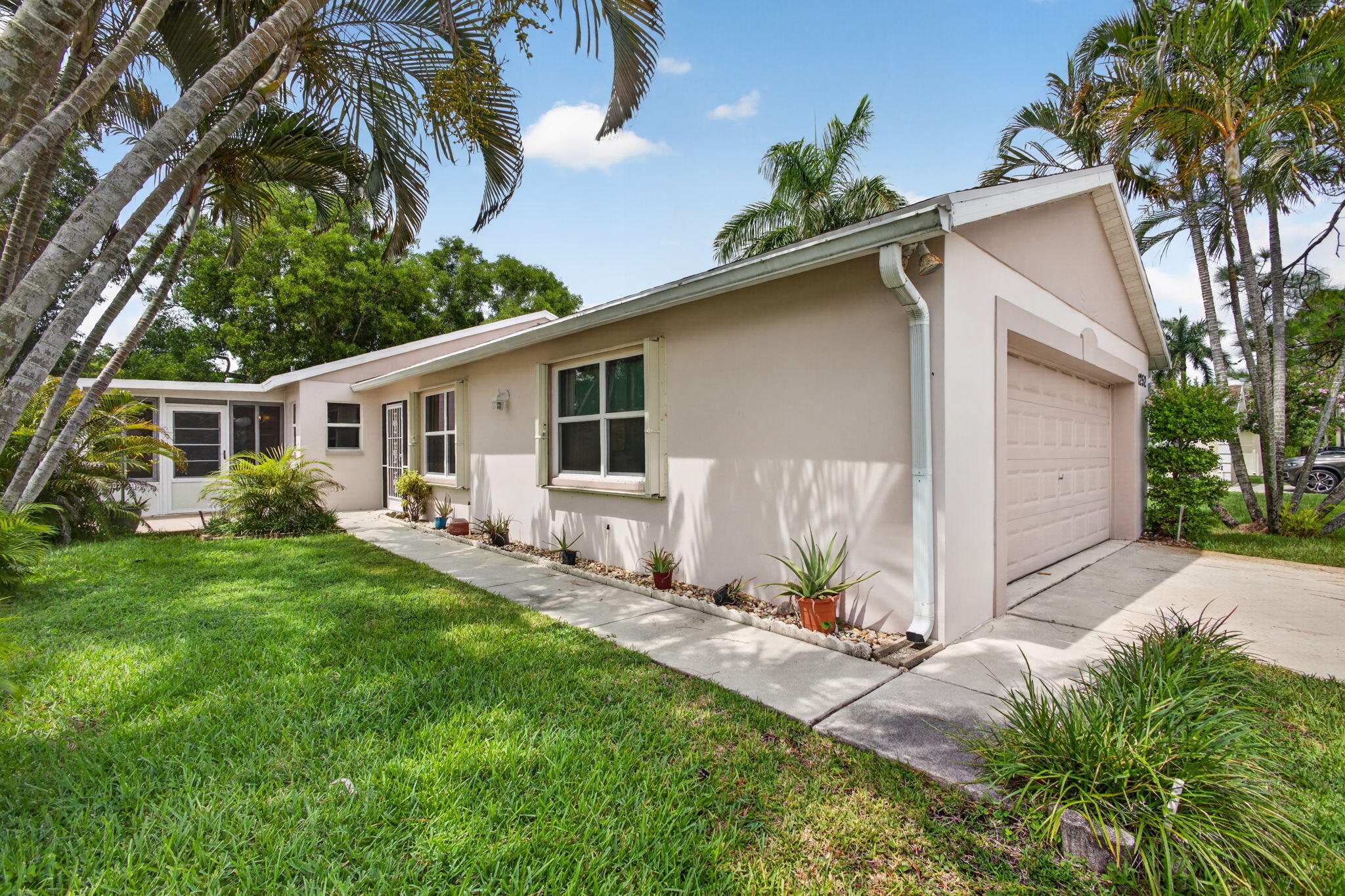 1252 PINE SAGE Circle