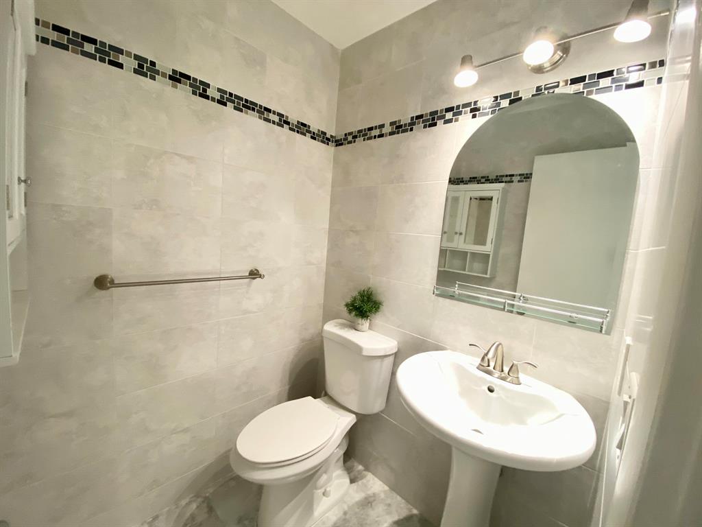 KINGS POINT NORMANDY CONDOS - Residential