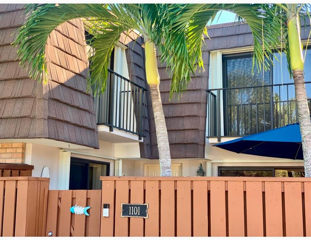 Photo of 1101 11th Court, Jupiter, FL 33477 (MLS # R10774386)