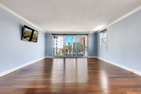 A home in Lake Worth Beach